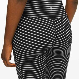 Lululemon Wunder Under Crop (HR) *Luxtreme 21" Parallel Stripe Bl/Wh NWTags
